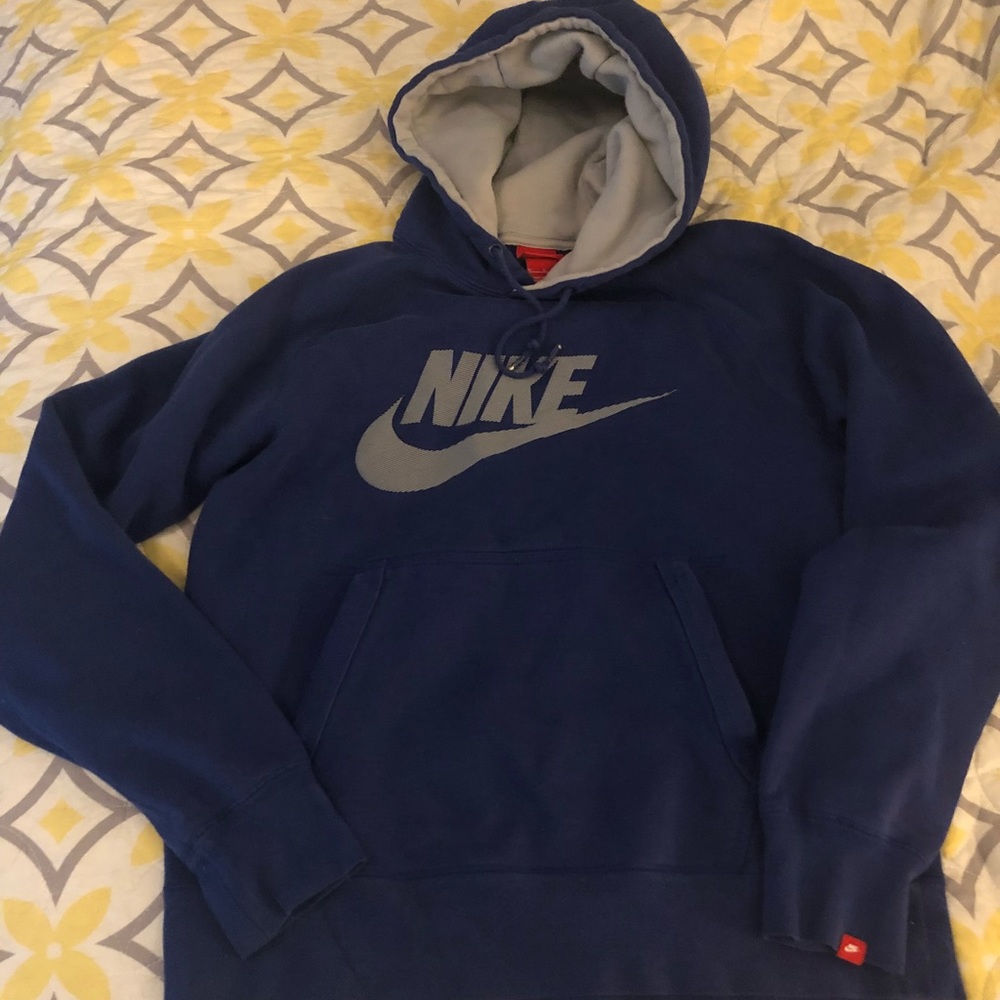 Men’s Nike hoodie